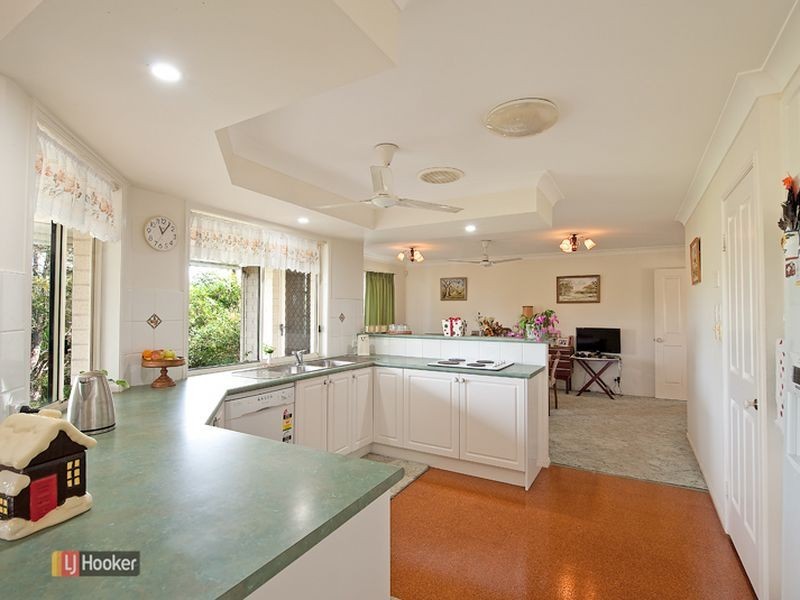 34 Inverpine Court, Petrie QLD 4502