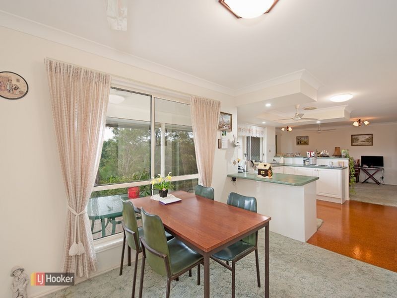 34 Inverpine Court, Petrie QLD 4502