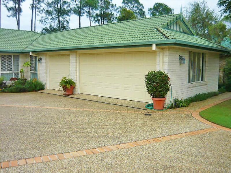 34 Inverpine Court, Petrie QLD 4502