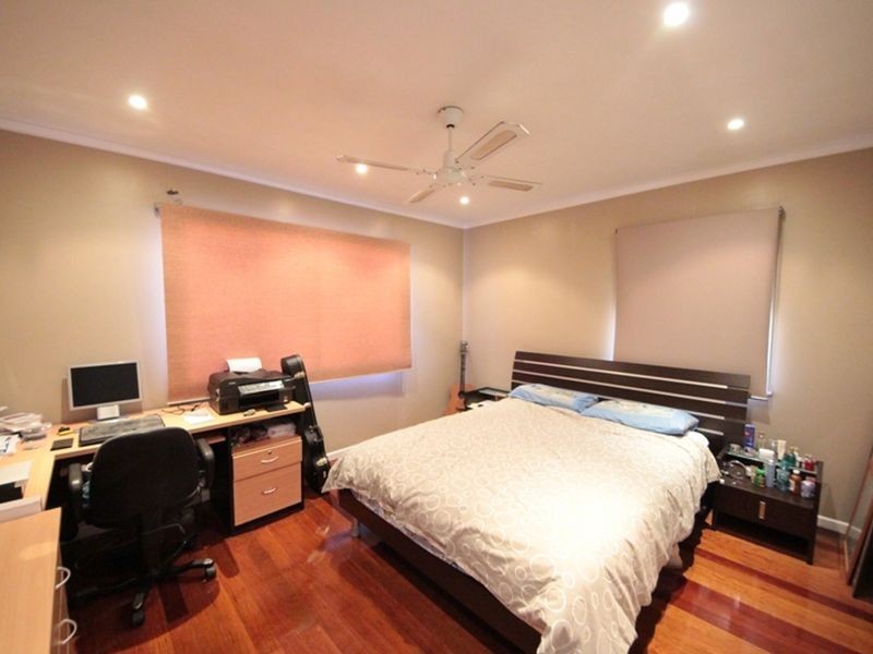 15 Andrew Street, Kallangur QLD 4503