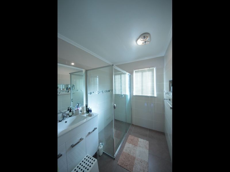 15 Andrew Street, Kallangur QLD 4503