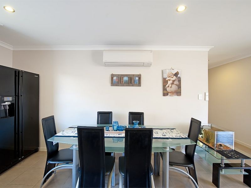 18 Honeyeater Crescent, Dakabin QLD 4503