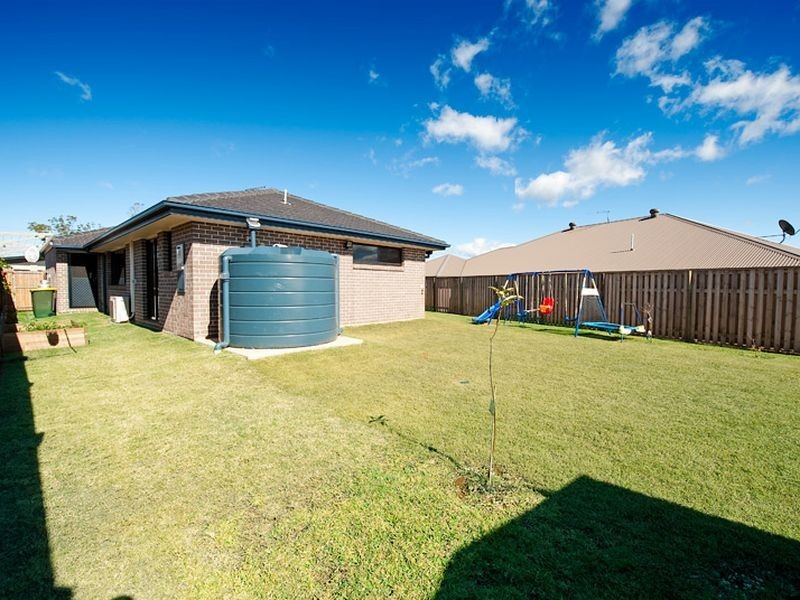 18 Honeyeater Crescent, Dakabin QLD 4503