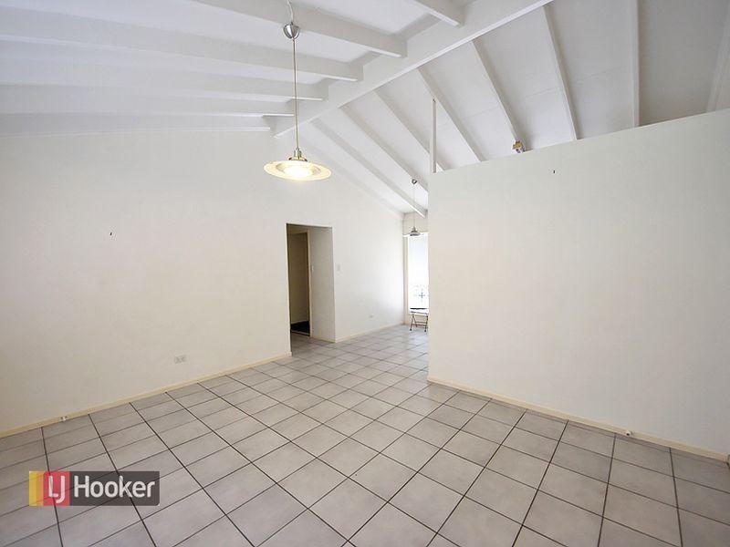 18 Leslie Street, Kallangur QLD 4503