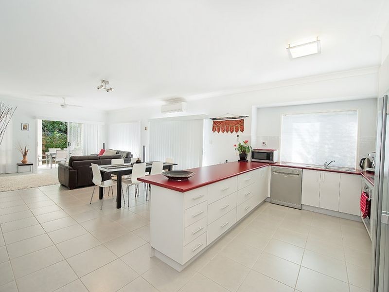 4 Ballesteros Street, North Lakes QLD 4509