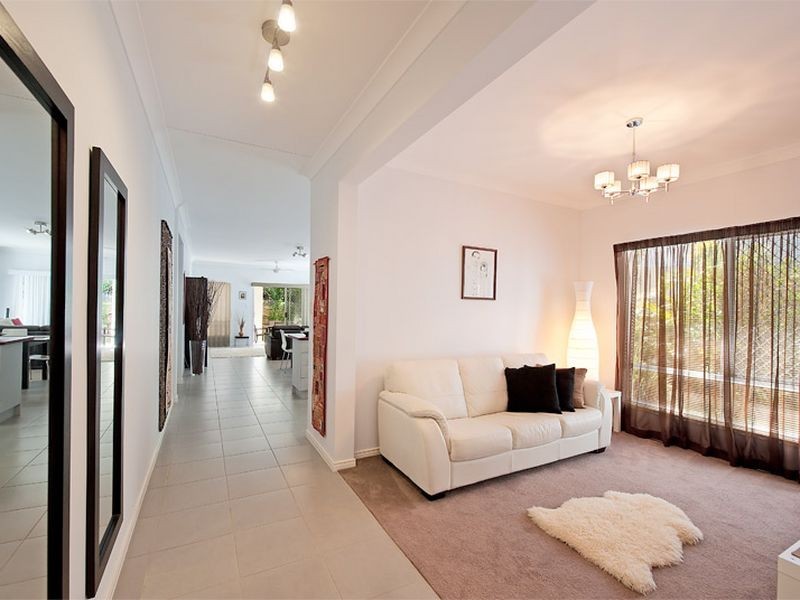 4 Ballesteros Street, North Lakes QLD 4509