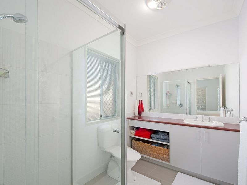 4 Ballesteros Street, North Lakes QLD 4509