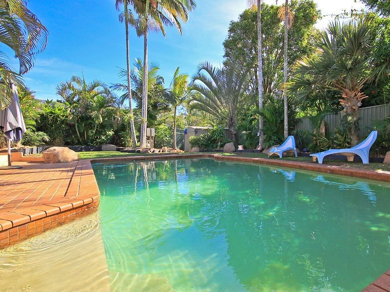 18 Buckingham Street, Strathpine QLD 4500