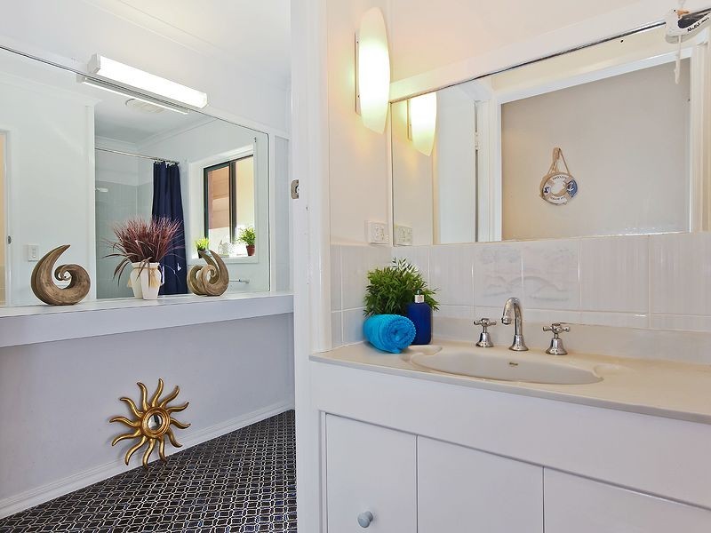 18 Buckingham Street, Strathpine QLD 4500