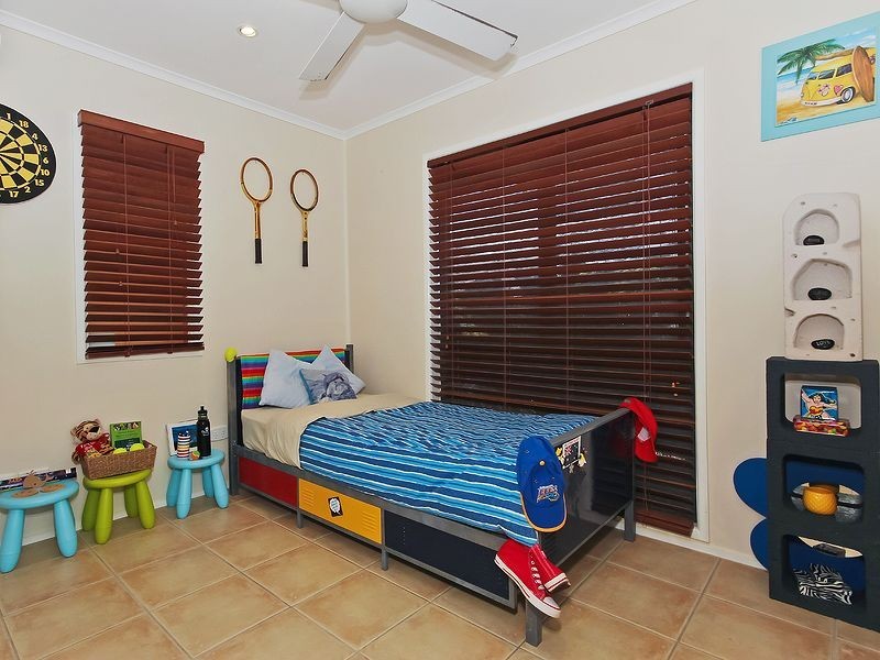 18 Buckingham Street, Strathpine QLD 4500