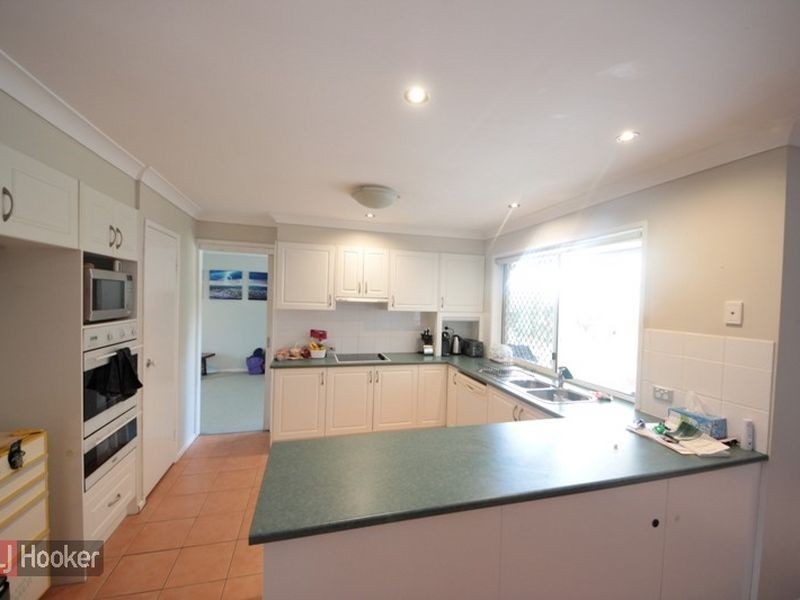 7 Crystelle Court, Murrumba Downs QLD 4503