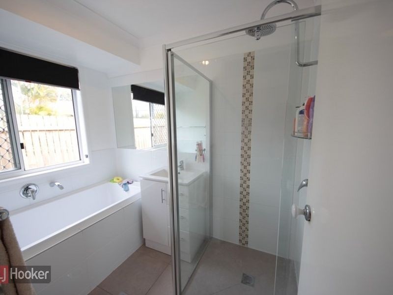 7 Crystelle Court, Murrumba Downs QLD 4503