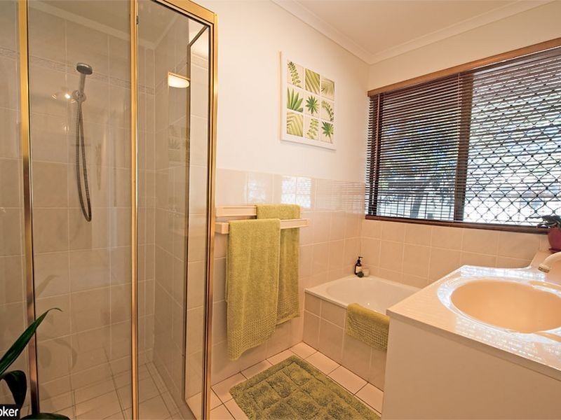 5 Lenae Court, Murrumba Downs QLD 4503