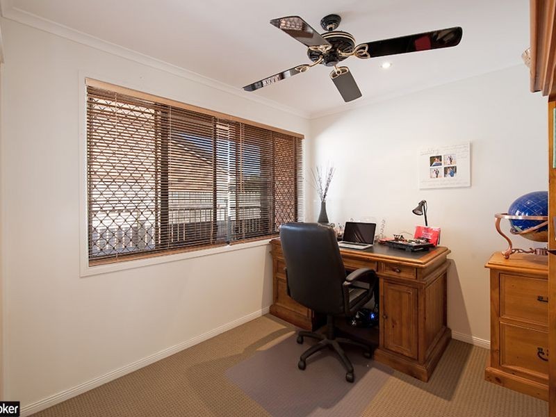 5 Lenae Court, Murrumba Downs QLD 4503