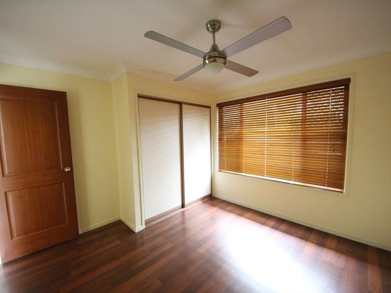 10 Poplar Place, Kallangur QLD 4503