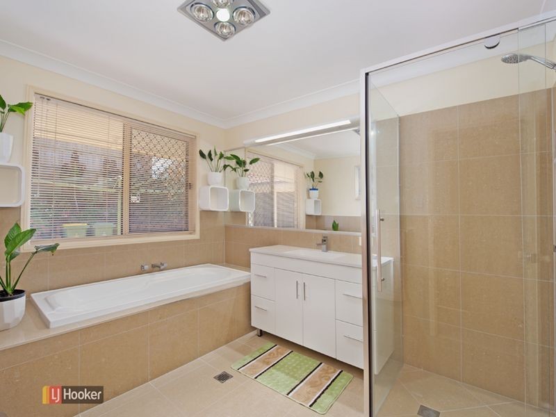 11 Farrington Drive, Murrumba Downs QLD 4503