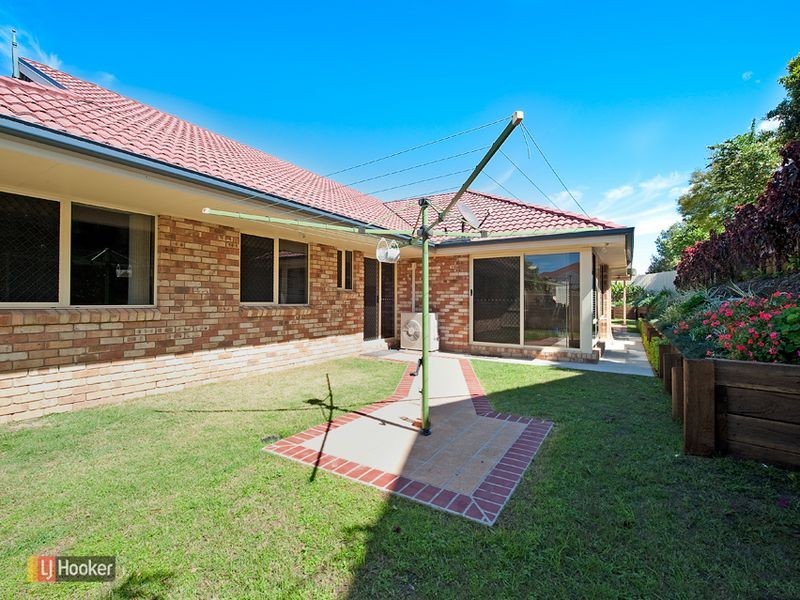 11 Farrington Drive, Murrumba Downs QLD 4503