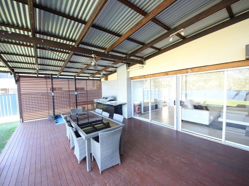 17 Penson Court, Kallangur QLD 4503