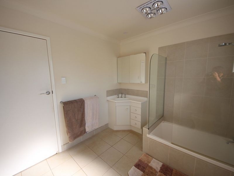 17 Penson Court, Kallangur QLD 4503