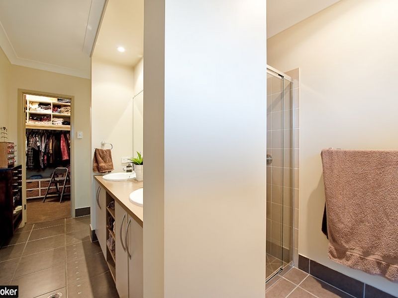 6 Baybreeze Crescent, Murrumba Downs QLD 4503