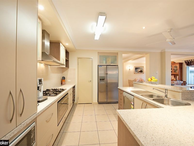 6 Baybreeze Crescent, Murrumba Downs QLD 4503