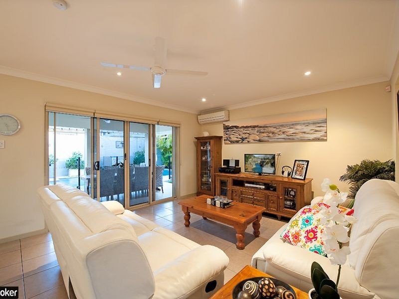 6 Baybreeze Crescent, Murrumba Downs QLD 4503