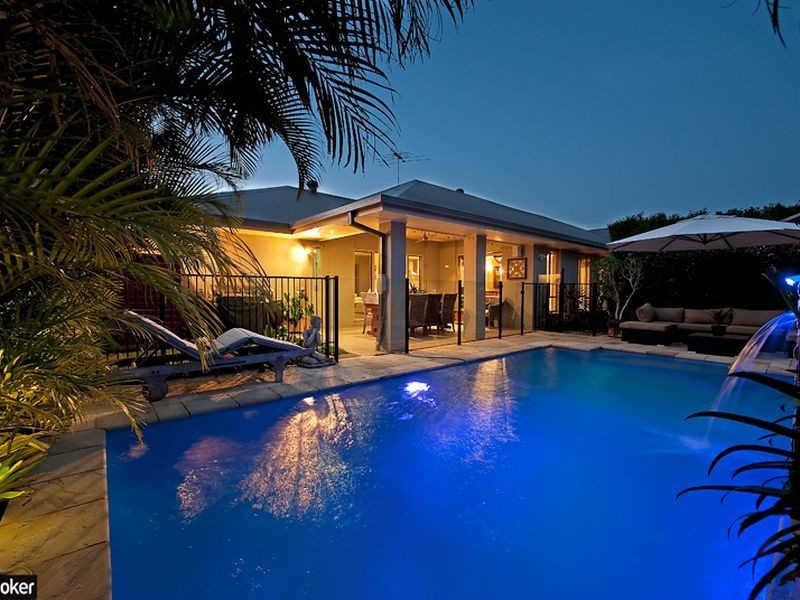 6 Baybreeze Crescent, Murrumba Downs QLD 4503