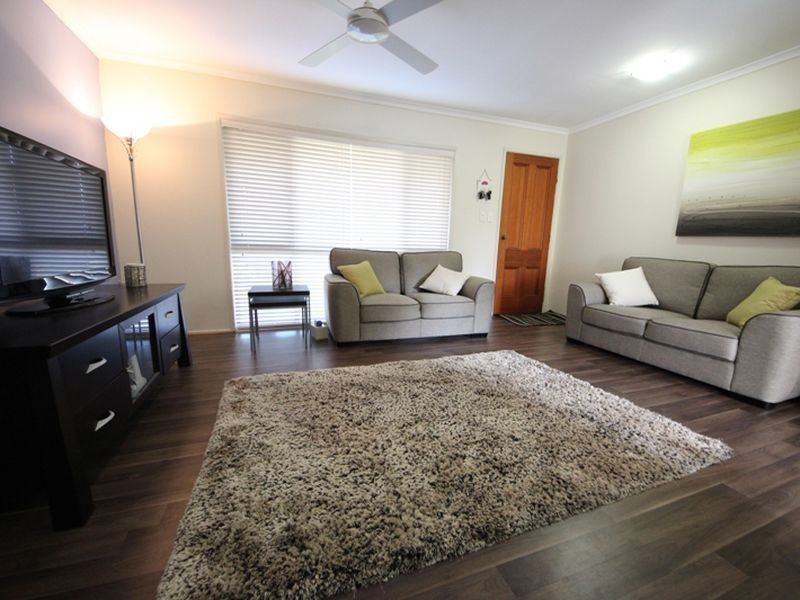 1 Carla Court, Kallangur QLD 4503