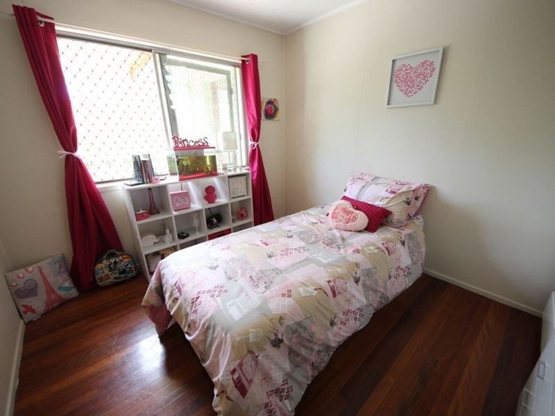 205 Marsden Road, Kallangur QLD 4503