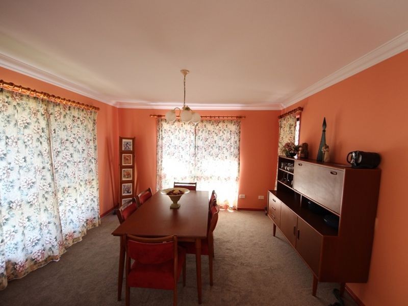 17 Faraday Court, Kallangur QLD 4503