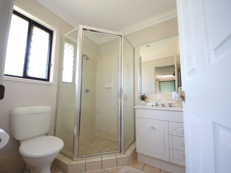 17 Faraday Court, Kallangur QLD 4503