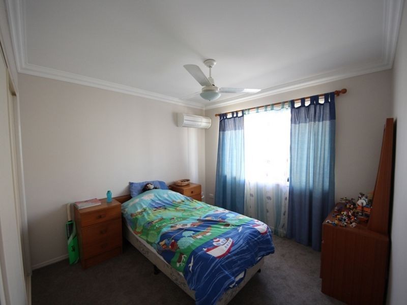 17 Faraday Court, Kallangur QLD 4503