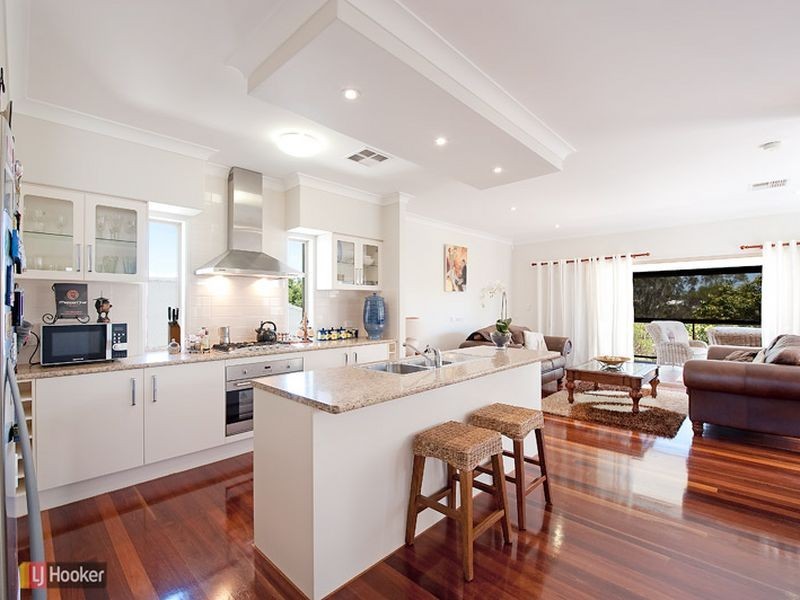 54 Elkington Circuit, North Lakes QLD 4509