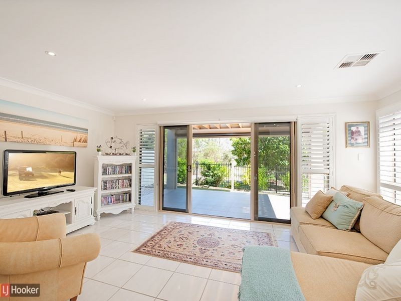 54 Elkington Circuit, North Lakes QLD 4509