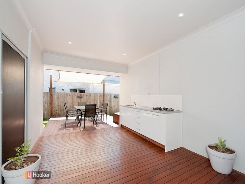 38 Clearwater Crescent, Murrumba Downs QLD 4503
