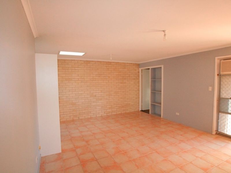 8/11 West Dianne Street, Lawnton QLD 4501