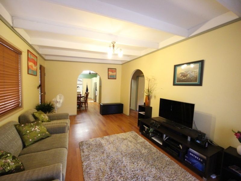 26 Bridge Street East, Kallangur QLD 4503