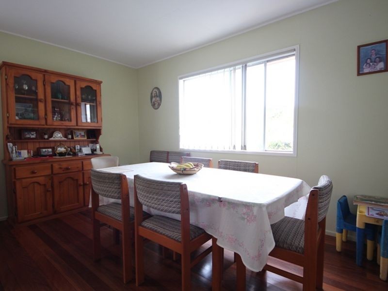 11 Blenheim Street, Strathpine QLD 4500