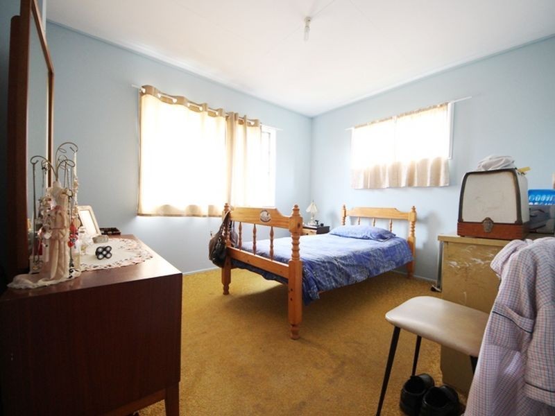 11 Blenheim Street, Strathpine QLD 4500