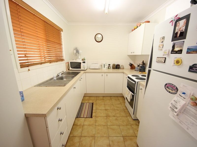 37 Melinda Court, Kallangur QLD 4503