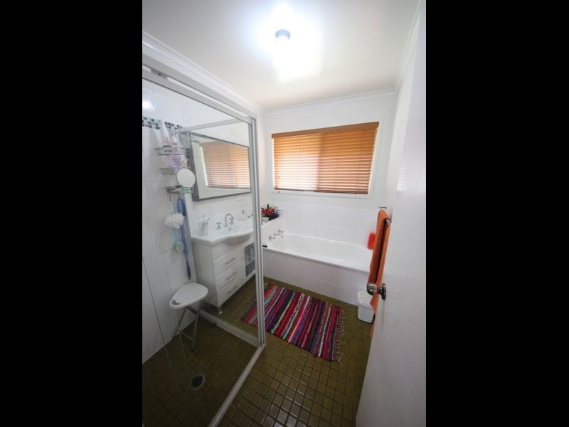 37 Melinda Court, Kallangur QLD 4503