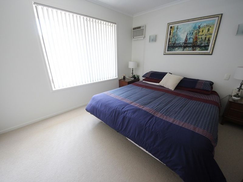 37 Melinda Court, Kallangur QLD 4503