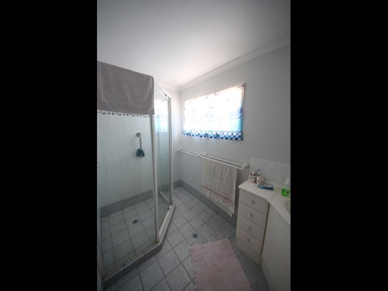 6 Loowa Street, Kallangur QLD 4503