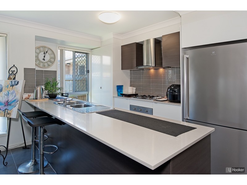 2/30 Birchgrove Crescent, Kallangur QLD 4503