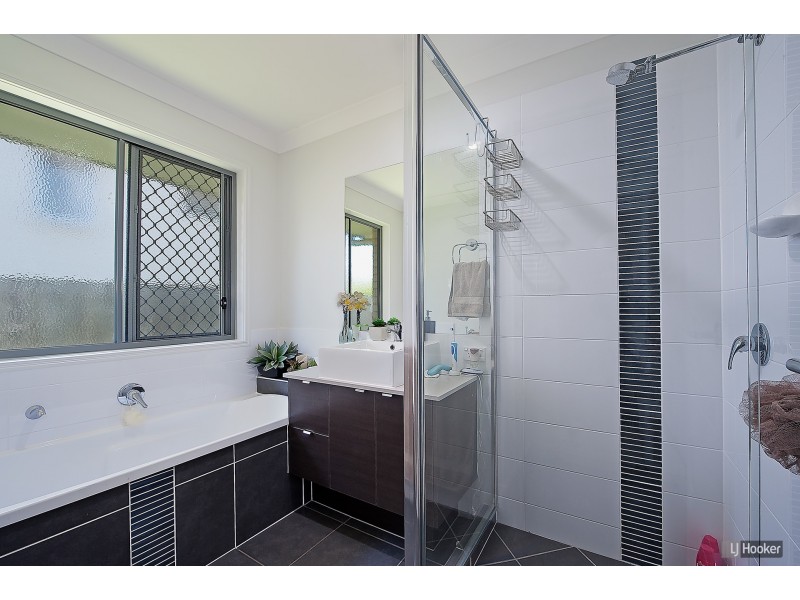 2/30 Birchgrove Crescent, Kallangur QLD 4503