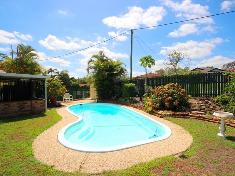 2 Garonne Court, Petrie QLD 4502