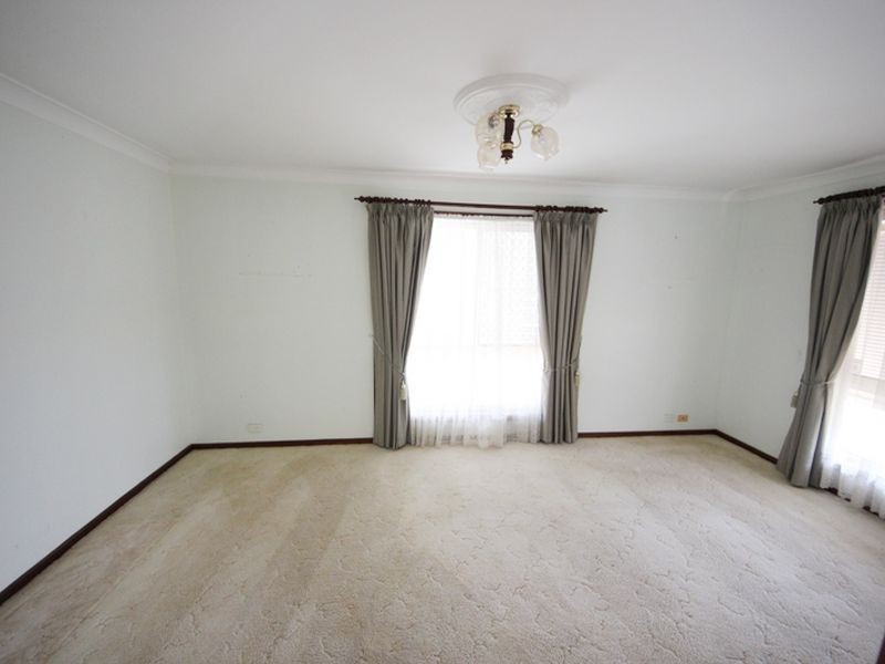 2 Garonne Court, Petrie QLD 4502