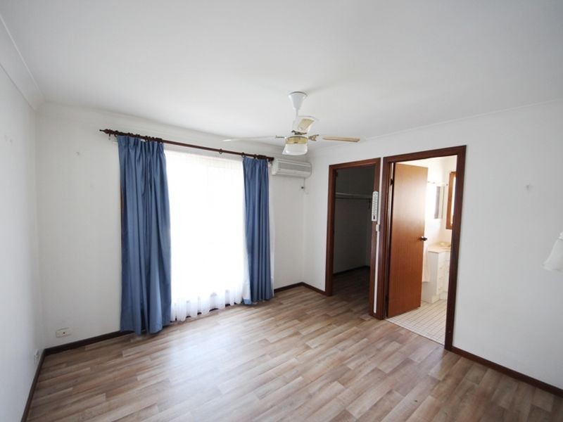 2 Garonne Court, Petrie QLD 4502