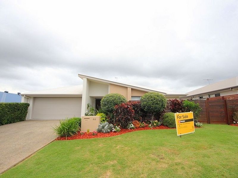 44 Balstrup Road North, Kallangur QLD 4503