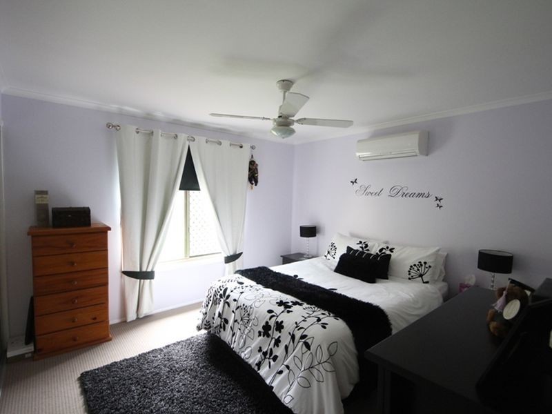 10 Bridgeman Street, Kallangur QLD 4503